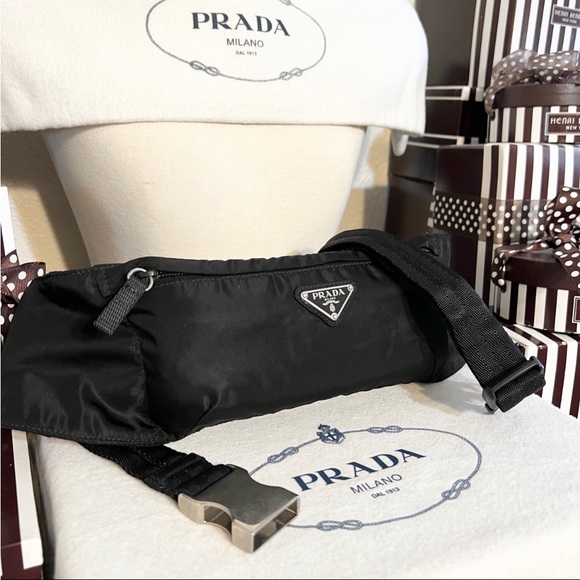 PRADA❤️❤️BUM BAG/WAIST BAG!💜CROSSBODY BAG!⭐️🎉 - Picture 10 of 16